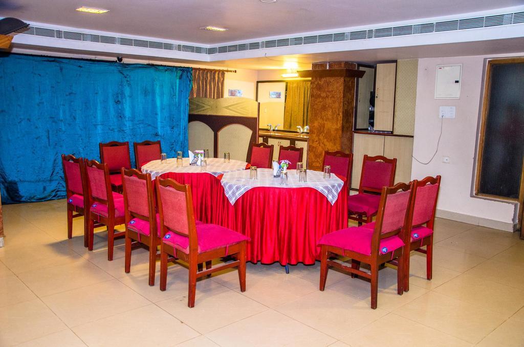 Hotel Akshaya Visakhapatnam Dış mekan fotoğraf